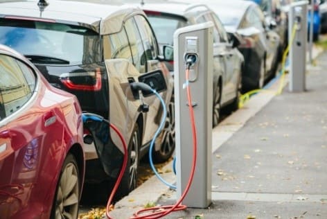 Le développement des infrastructures de recharge pour les voitures électriques
